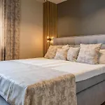 Holiday home Luxurious In With Sauna Smrika