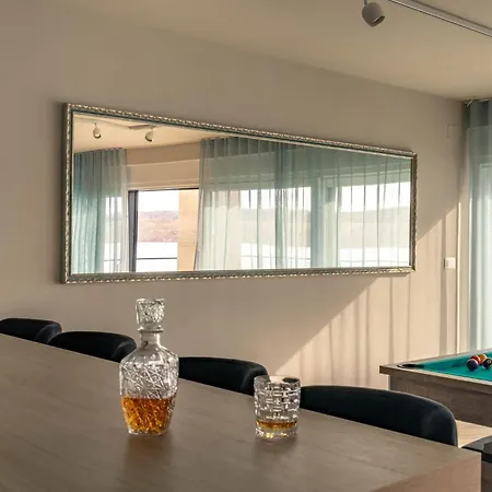 Prázdninový dům Luxurious In With Sauna Šmrika