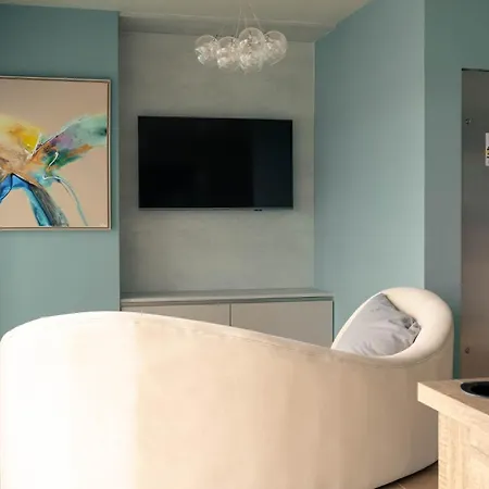 Awesome In With Sauna